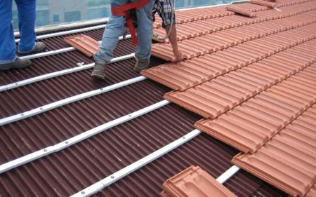 impermeabilizacio ndelacubiertaconondulinebajotejaenAlmeri a 455w